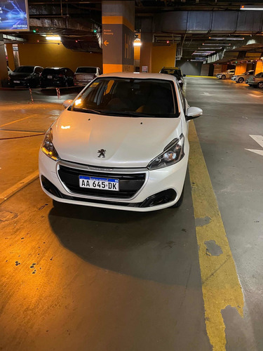 Peugeot 208 2016 1.5 Active