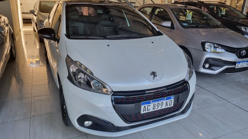 Imagen 12 de 16 de Peugeot 208 2018 1.6 Gt Thp
