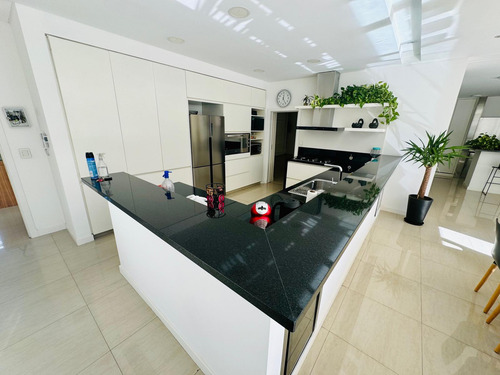 Casa Minimalista En Venta 6 Ambientes Ramos Mejia