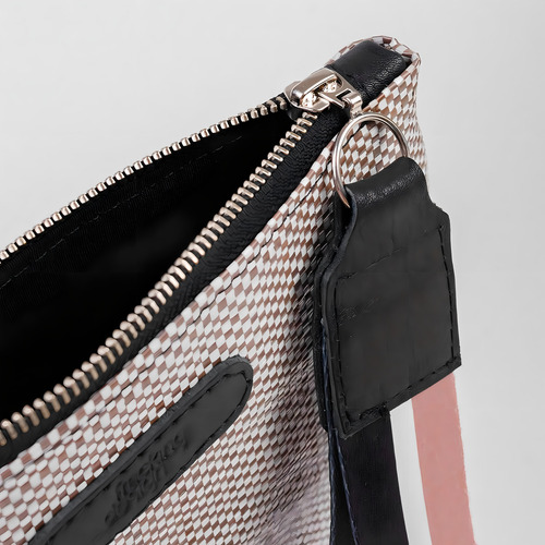 Sobre Clutch Cartera Fracking Design Material Reciclado Color Marrón Diseño De La Tela Liso