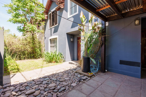 Casa Venta Fisherton 3 Dormitorios Cochera Jardin