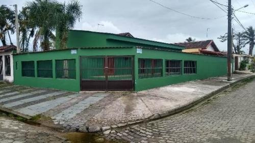 Imagem 1 de 13 de Casa Com 2 Quartos Lado Praia Em Ótimo Bairro De Itanhaém!