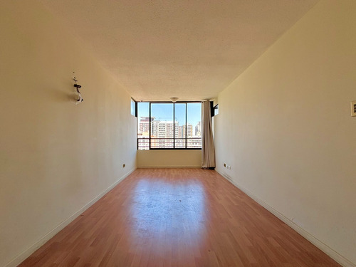 Se Vende A Pasos Parque Bustamante, 3 Dormitorios, Santiago