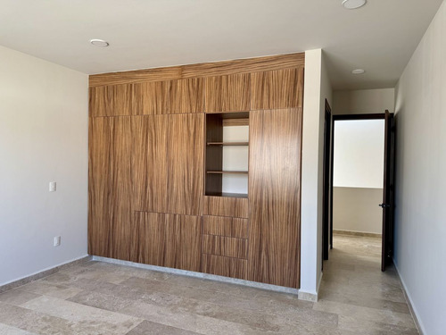 Vive Con Estilo, Cluster Con Alberca- Velasur