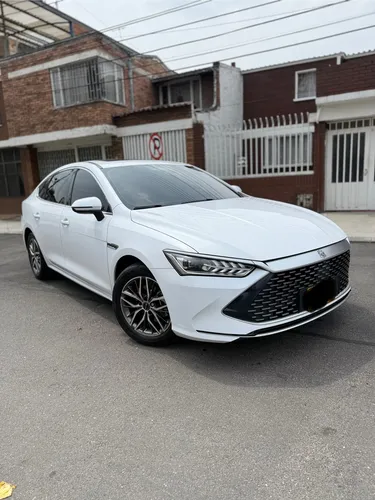 BYD Quin Plus 1.5 Dm-I