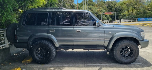 Imagen 3 de 14 de Toyota Burbuja 1998 4.5 Vx Fzj80