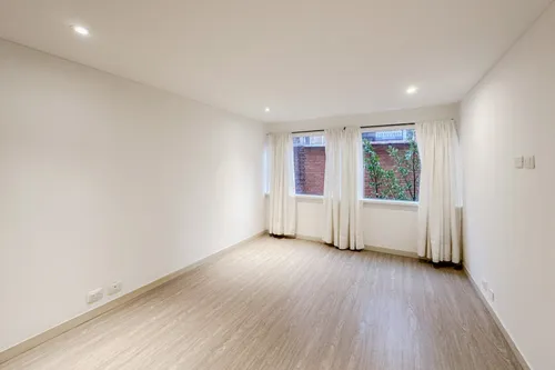 Apartamento En Arriendo/venta En Los Rosales. Cod A7005