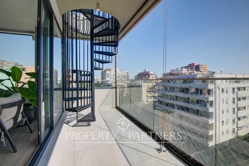 Penthouse Dúplex Con Vista Despejada En Tranquila ...