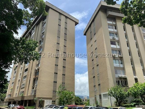 Apartamento En Venta En Urb. El Marques, Caracas. 24-23398 Yf