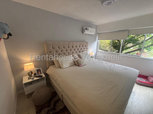 Apartamento En Venta Prados Del Este 25-21644. Jt