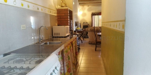 Imagen 13 de 30 de Casa En Venta En Cabudare Lara * Jr * Código 21-14137