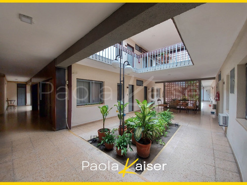Imagen 6 de 14 de Centrico Hotel En Venta En Santa Cruz