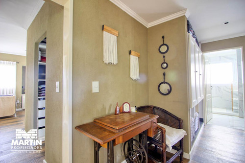 Casa En Venta Barrio Haras Santa María Loma Verde. 5 Ambientes Con Jardin, Pileta Y Quincho
