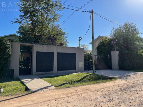 Imagen 21 de 30 de Venta - Ph Dúplex A Estrenar En Barrio La Fernanda - Villa Rosa - Bayugar Negocios Inmobiliarios