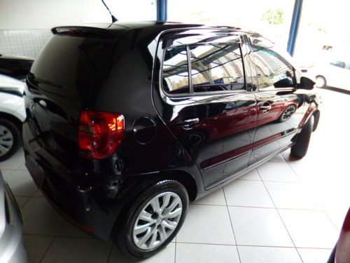 Fox 1.0 4 Pts Completo Flex 2013 Preto