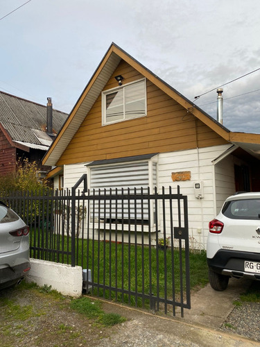 Excelente Y Remodelada Casa Ubicada En Sector Los Notros