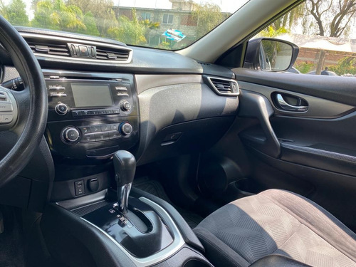 Imagen 8 de 11 de Nissan X-trail 2015 2.5 Sense 2 Row Mt