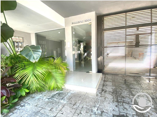 Imagen 3 de 20 de Monoambiente C/cochera En Venta - Impecable Estado