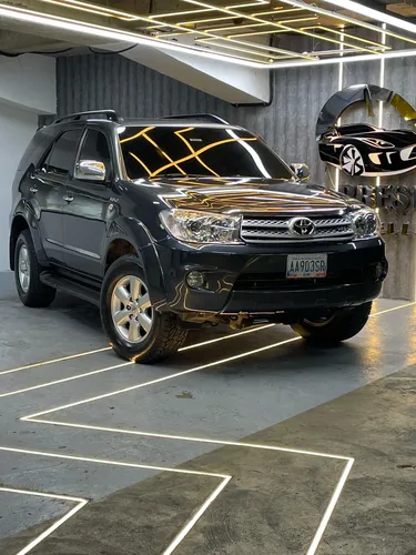 Toyota Fortuner 2011 4x2