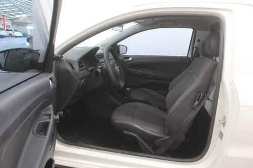 Imagen 9 de 15 de Volkswagen Saveiro 2017 2p Starline L4/1.6 Man A/a