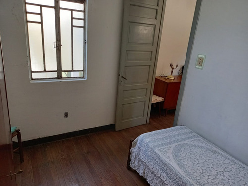 Imagen 11 de 14 de Casa De Altos Al Frente Con Balcón Y Azotea De Uso Exclusivo