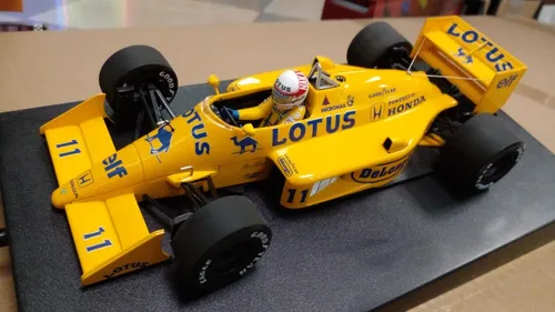 Miniatura F1 Lotus Honda 99T Nakajima 1987 Minichamps 1/18