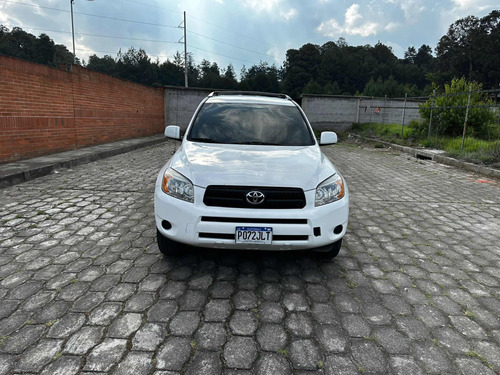 Imagen 2 de 9 de Toyota Rav 4 Rav 4