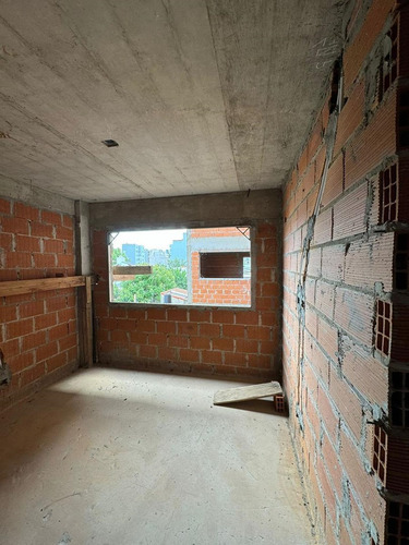 Departamento En Venta Ubicado En Flores, Capital Federal, Buenos Aires