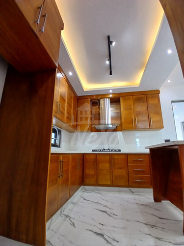 Casa Moderna De Un Nivel En Venta, Santiago De Los Caballeros (hfc-227)