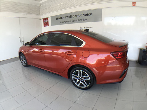 Imagen 4 de 15 de Kia Forte 4 Puertas