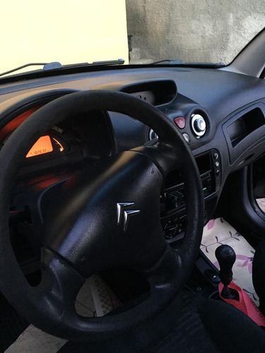 Imagem 4 de 10 de Citroën C3 2006 1.4 8v Glx Flex 5p