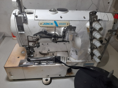 Máquina De Costura Cobertura