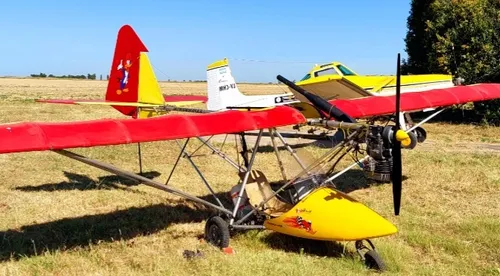Avion Ultraliviano C1.