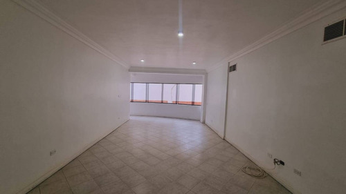 Imagen 4 de 30 de Ha Apartamento En Venta En El Parral Res. Laocoonte Valencia
