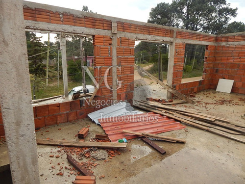 Excelente Propiedad A Terminar En Cuchilla Alta