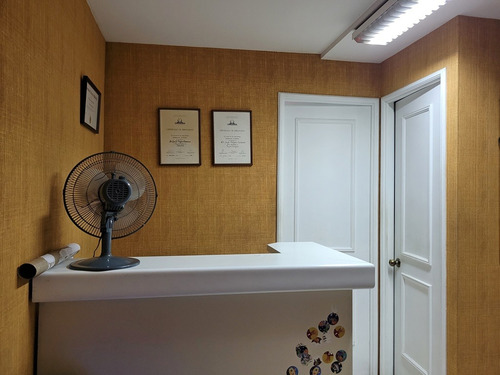 Consulta Médica, Edificio Médico Salvador, Providencia.
