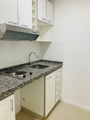 Monoambiente En Alquiler Con Patio Ubicado A Metros Del Subte B Zona Villa Urquiza