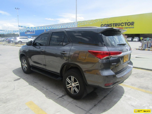 Toyota Fortuner 2.4l Street Tp 2400 Cc 4*2