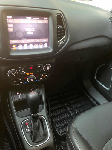 Imagen 9 de 10 de Jeep Compass 2021 2.4 Longitude