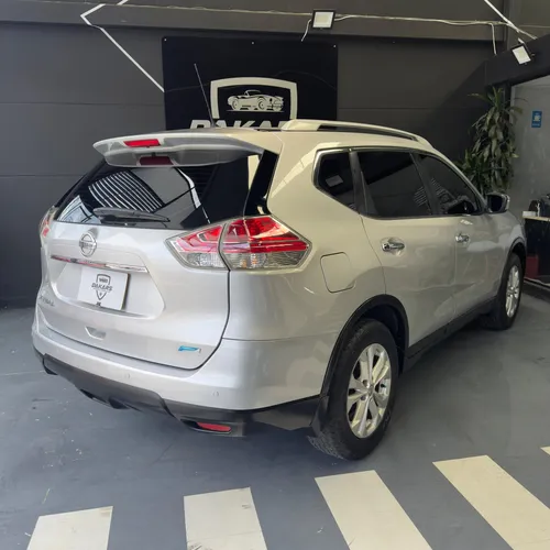 Nissan X-Trail 2.5 Advance