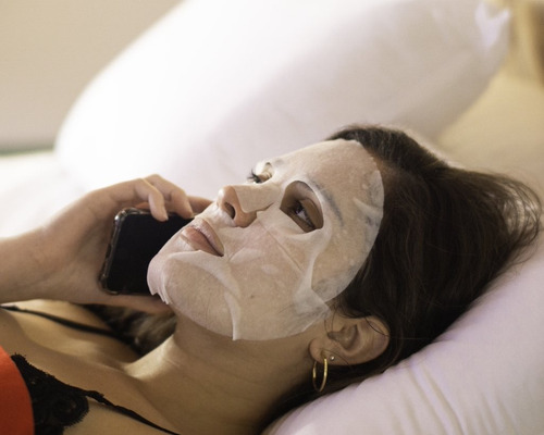 Imagen 2 de 3 de Coony - Hyaluronic Acid Essence Mask - Hidratante Anti-age
