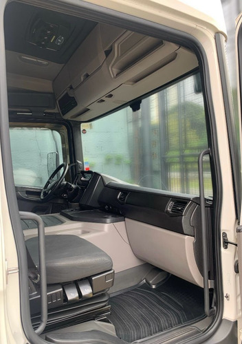 Scania P320 B 8x2 Bitruck 2019 Baú Sider 11 Metros Impecável