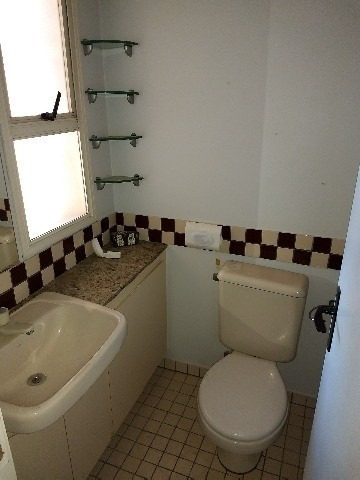 Imagem 16 de 25 de Apartamento No Centro, Com 78 M² -com 3 Dormt (sendo 1 Suíte Com Armário), Bh Social, Cozinha Com Armários, Lavanderia, Sala 2 Ambientes, Sacada Lateral, 2 Vagas Cobertas, Quartinh - Ap00356 - 322825