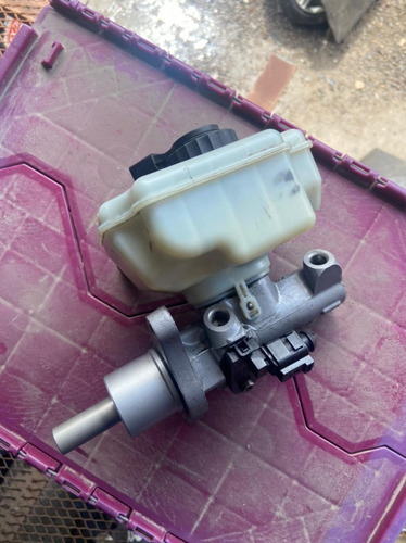 Cilindro Maestro De Frenos Vw Gti Mk6 # 1k0 945 459 A (oem) (Usado)