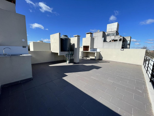 Venta Departamento 2 Amb. Al Fte. En Haedo A Estrenar