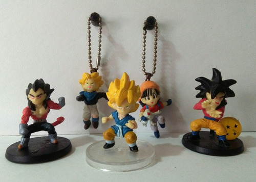 Set De Figuras Dragon Ball Gt ( 3 Gashapones + 2 Llaveros)