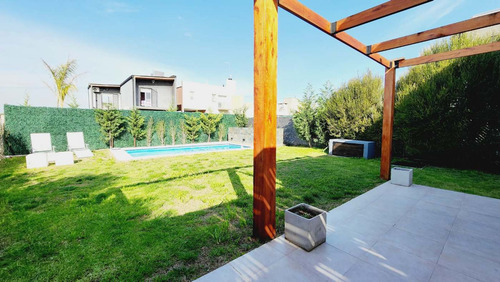 Imagen 5 de 30 de Casa Barrio Cerrado Laguna Azul Pileta Ezeiza