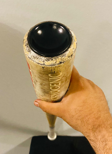 Bat Sóftbol Worth Cooperhead 32in 25oz Alloy 1pz Barriludo Beige (Usado)