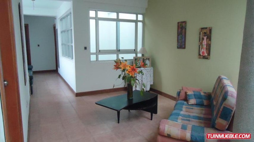 Imagen 11 de 12 de Casco Central : Yaritza Perez 04242837784