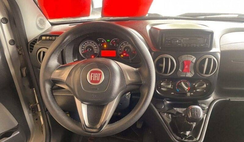 Imagem 4 de 9 de Fiat Doblò 1.8 Mpi Essence 7l 16v Flex 4p Manual